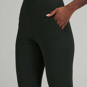 ISO Lululemon Align High-Rise Jogger in Rainforest Green Size 4